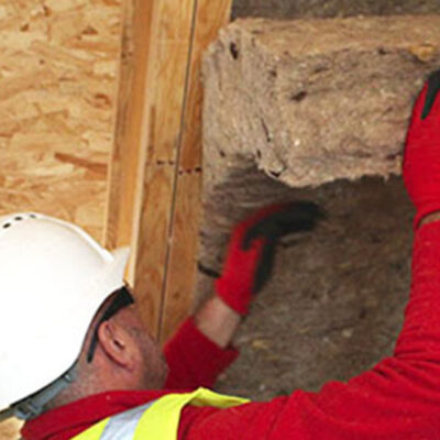 How to effectively install roof insulation