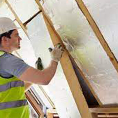 How to effectively install roof insulation